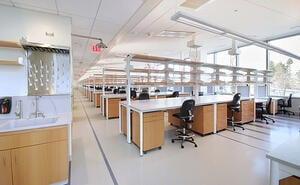 New England Lab recieves AGC Build New England Merit Award for UMass Albert Sherman